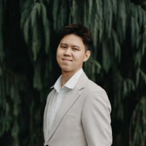 Profile photo of Christopher Loy